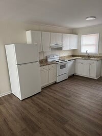 Building Photo - 2106 Rouse Rd