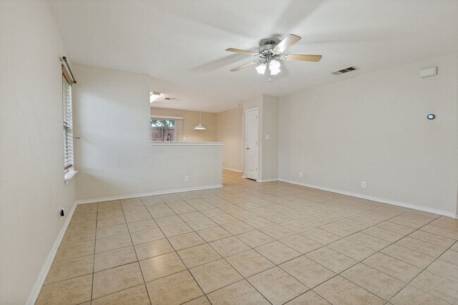 Building Photo - Charming 3-Bedroom, 2-Bathroom Home in Judson Crossing