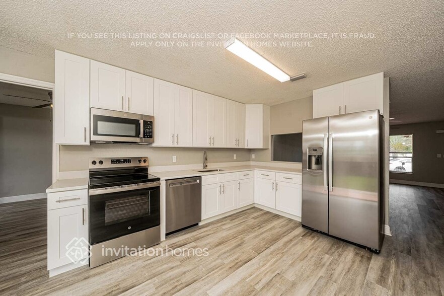 Building Photo - 6206 Wauconda Way W