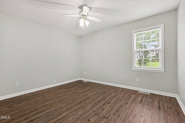 Building Photo - 200 Waterford Dr