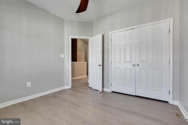 Building Photo - 1739 Theale Way