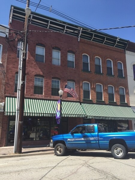 Building Photo - 49 Main St