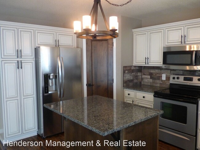 Building Photo - 4 br, 2.5 bath House - 2045 Prairie Hill Dr
