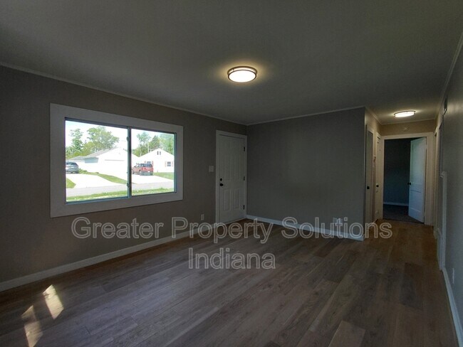 Building Photo - 506 Parkside Ave