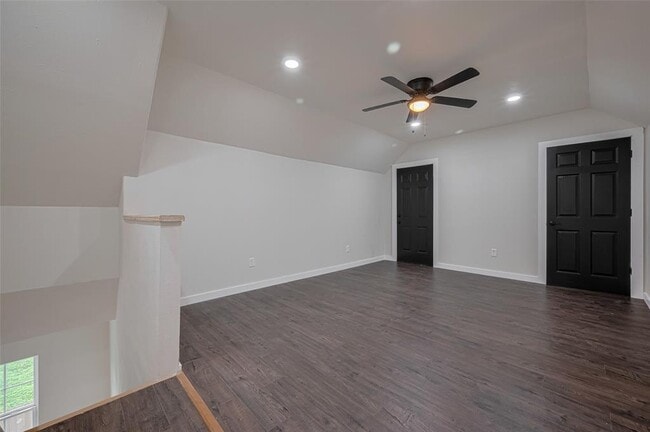 Building Photo - 7218 Philibert Ln