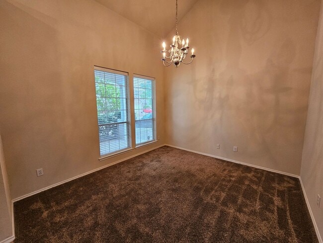 Building Photo - Available now ready for immediate move in