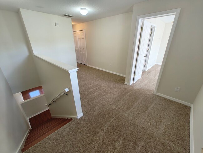 Building Photo - Three Bedroom Townhome at Cypress Lakes in Kissimmee