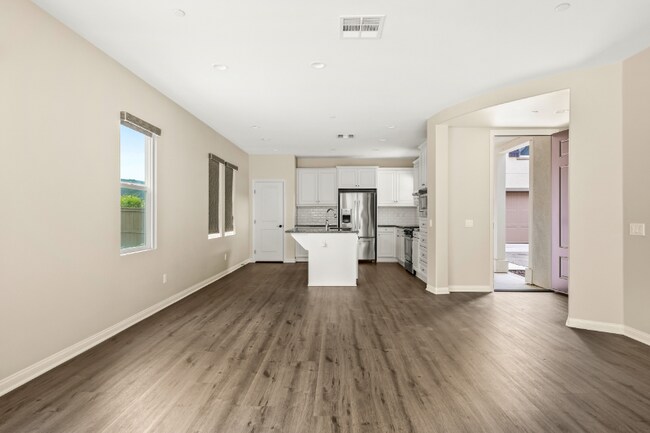 Building Photo - 2754 Overlook Point Dr