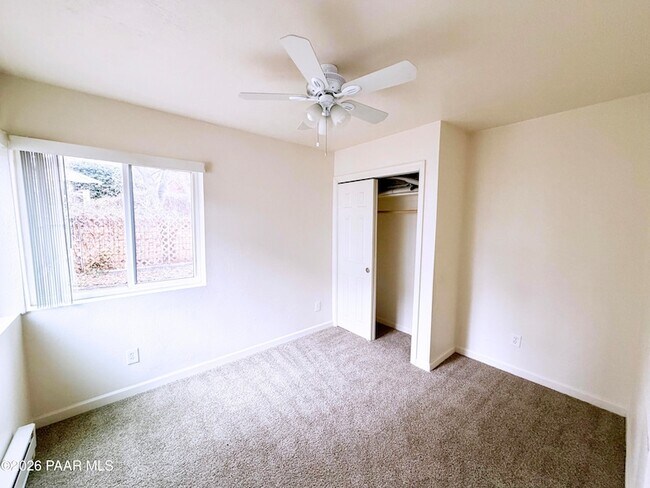 Building Photo - 114 N Willow St