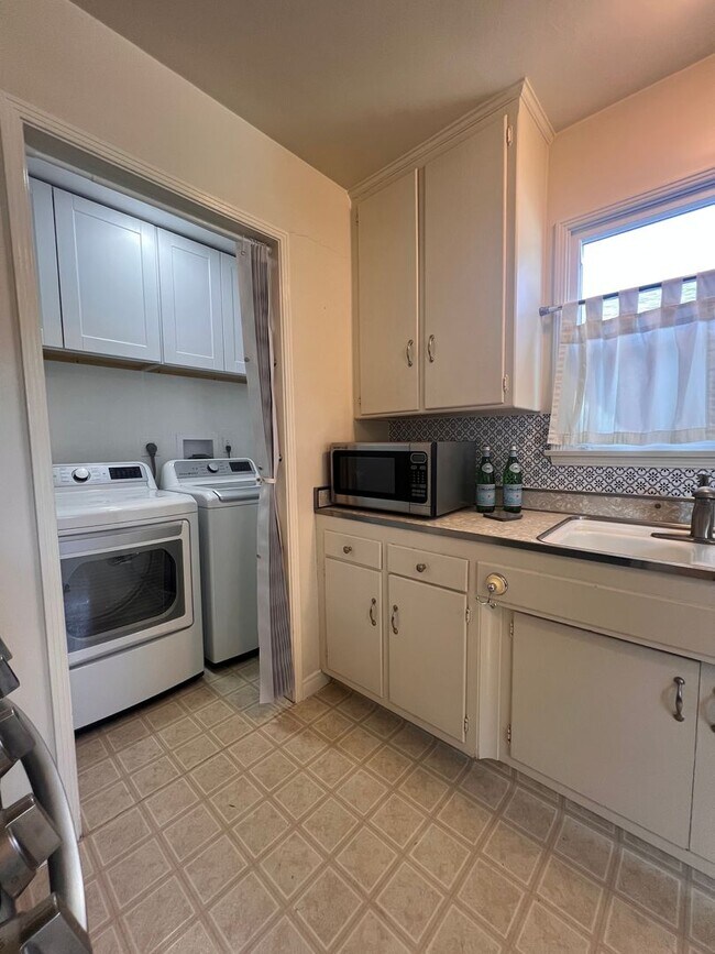 Building Photo - Charming 3-Bedroom Home in Whittier, CA!