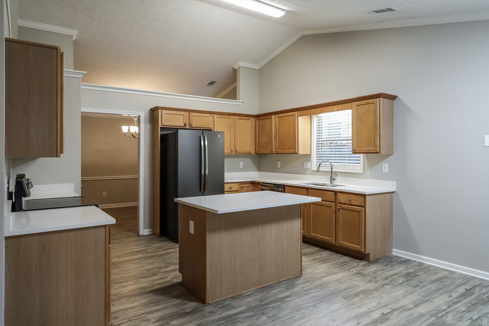 Building Photo - 752 Fairmont Park Dr