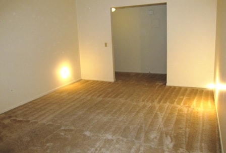 Building Photo - 4498 S Van Vleet Rd