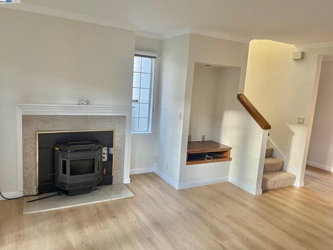 Building Photo - 5601 Baldwin Way