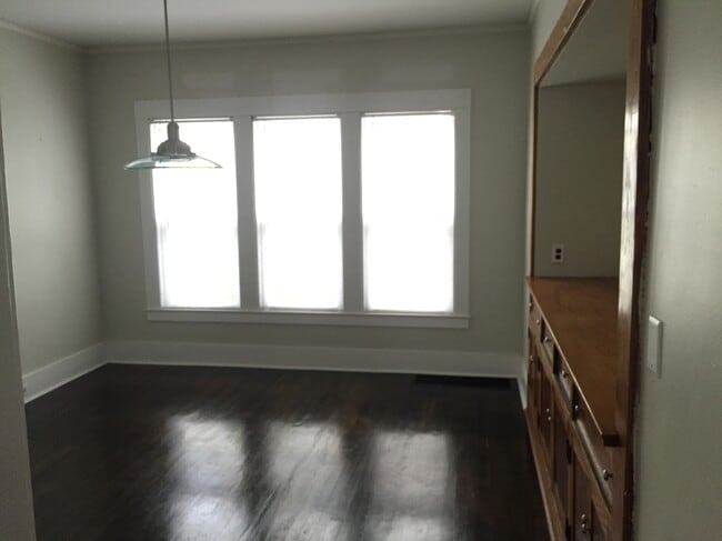 Building Photo - 1919 Plainfield Ave NE