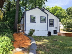 Building Photo - 10 Rockmart Dr NW