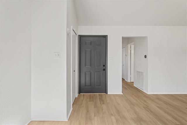 Building Photo - 4461 Chapman St