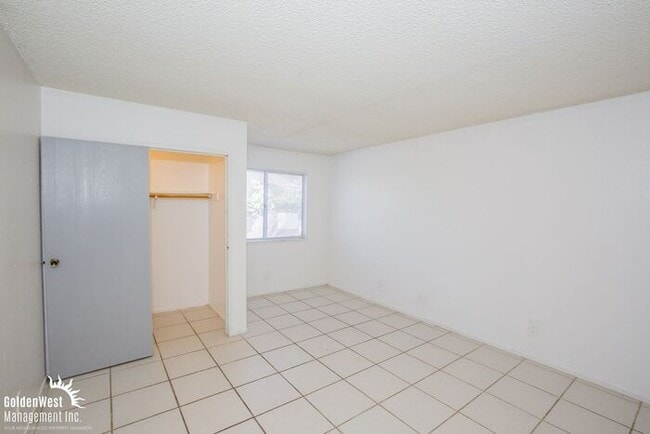 Building Photo - Cozy 2Bdm 2Ba Apartment near UNLV!