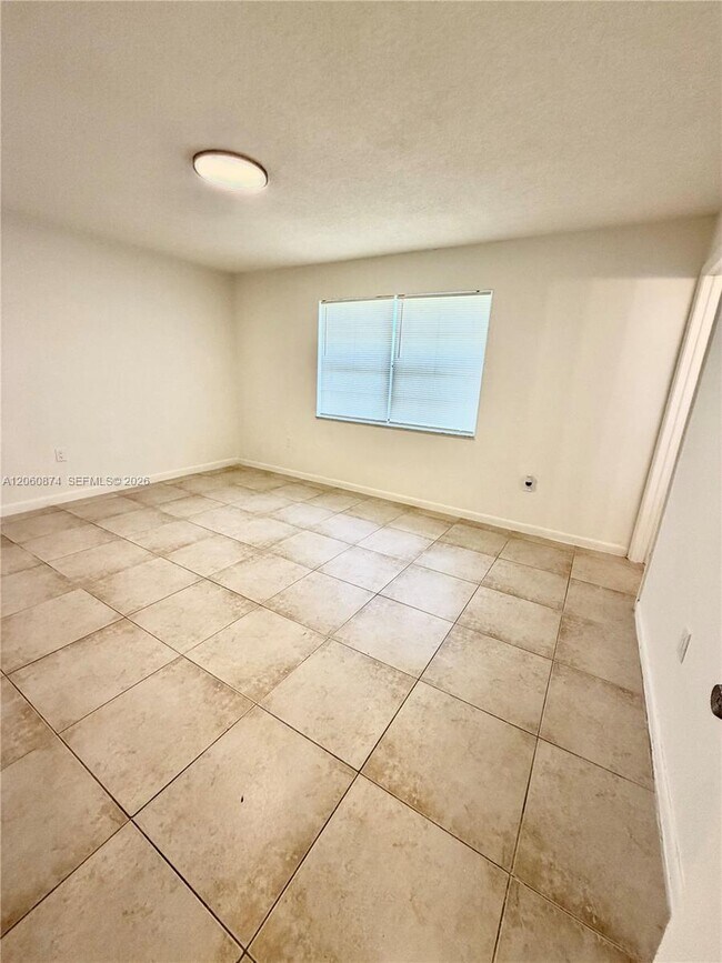 Building Photo - 4073 SW 52nd St