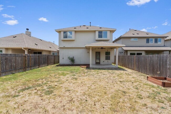 Building Photo - 607 Stampede Rd