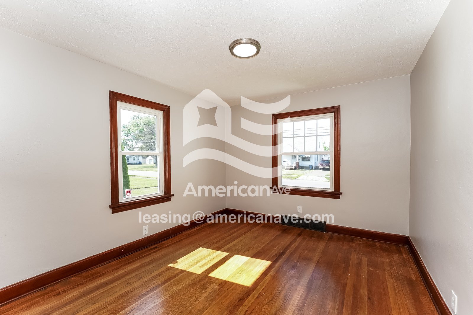 Building Photo - 1509 W 20th St