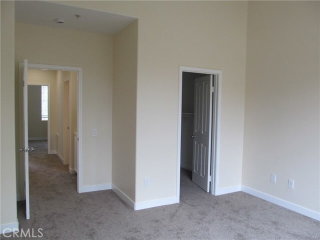 Building Photo - 703 Solvay Aisle