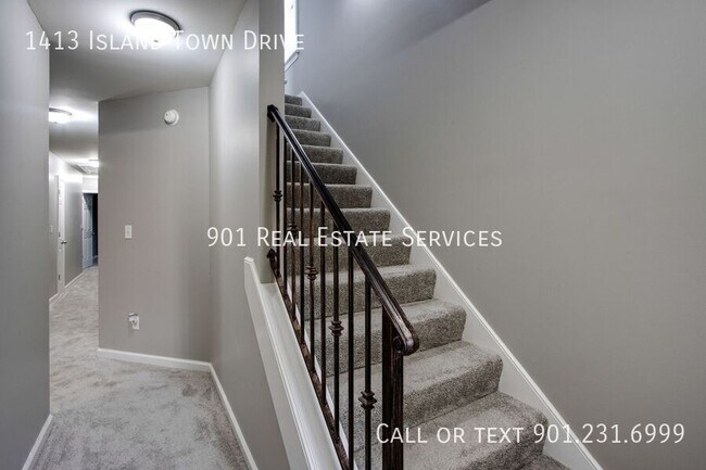 Building Photo - 1413 Island Town Dr