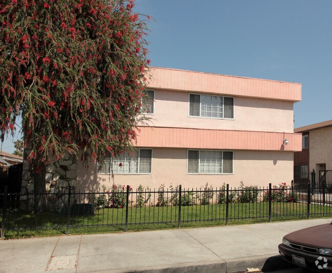 Building Photo - 14900 Lemoli Ave