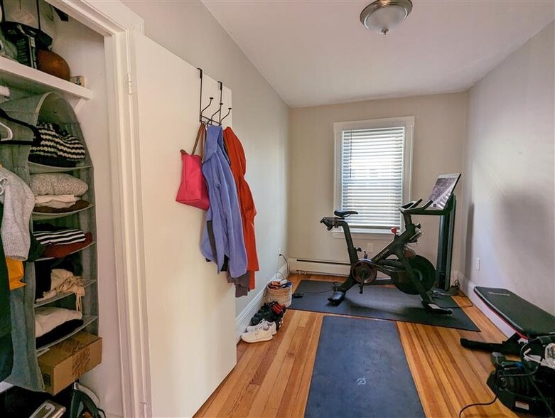 Building Photo - 28 Fairmount Ave