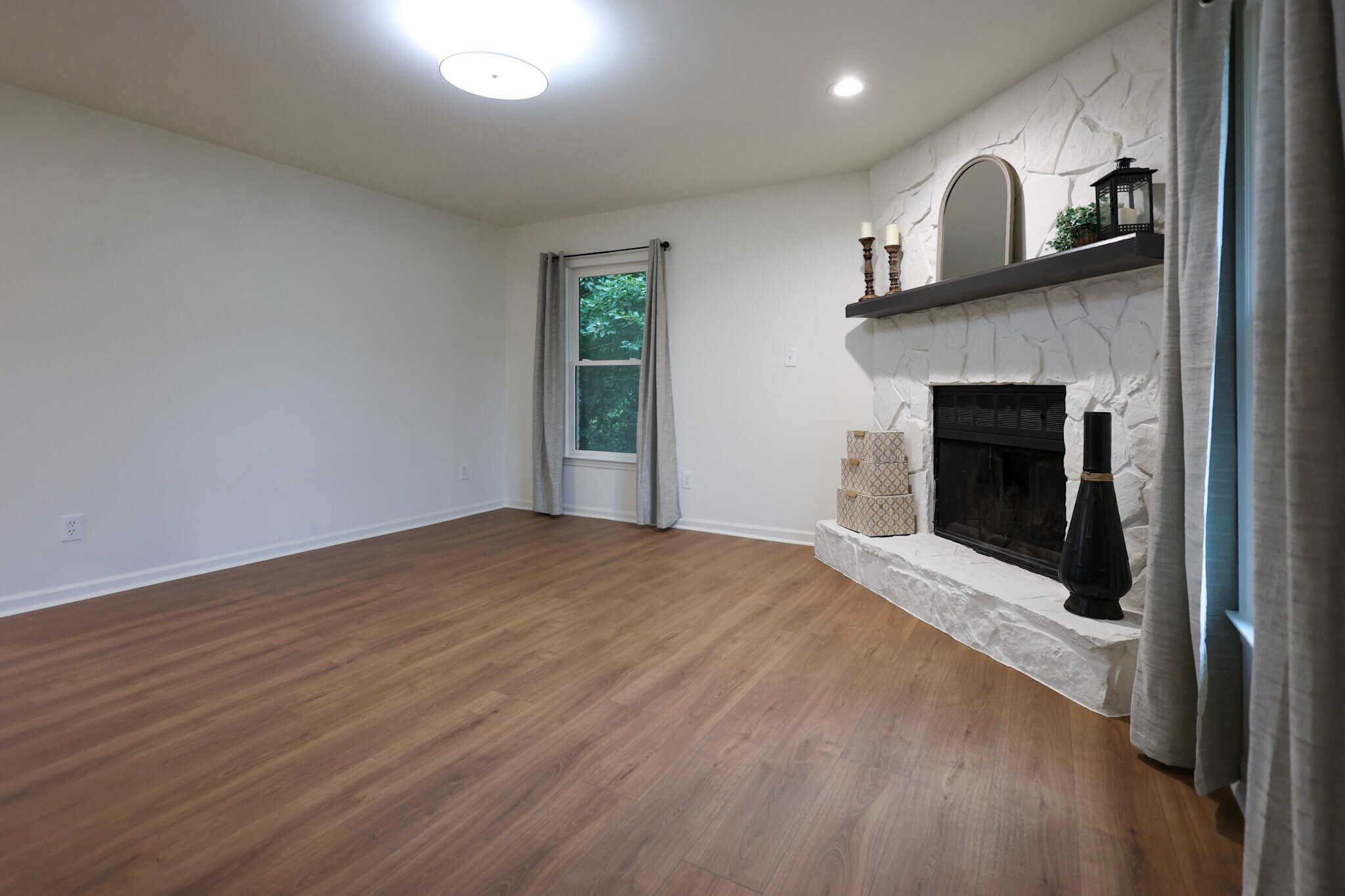 NEW FLOORS THROUGHOUT! - 1685 Bald Ridge Marina Rd
