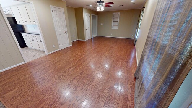 Building Photo - 2513 Capstone Dr