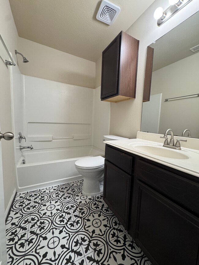 Building Photo - 15026 Winter Dawn Wy