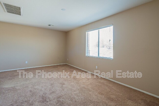 Building Photo - 44299 W Oster Dr