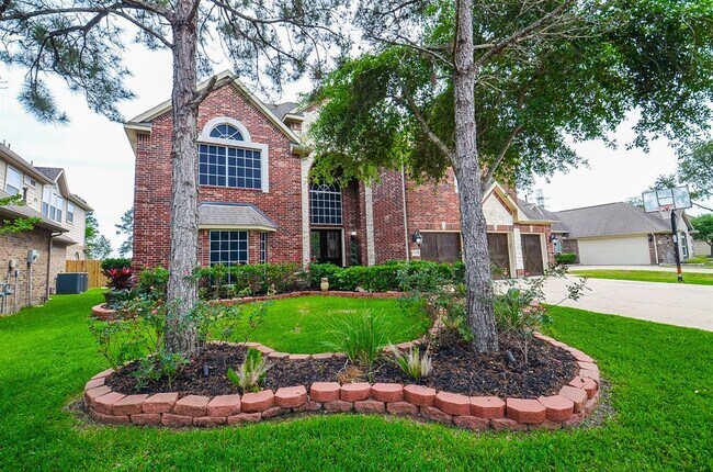 Building Photo - 25419 Richton Falls Dr