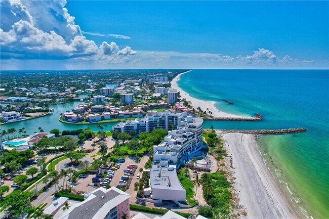Building Photo - 2357 Gulf Shore Blvd N