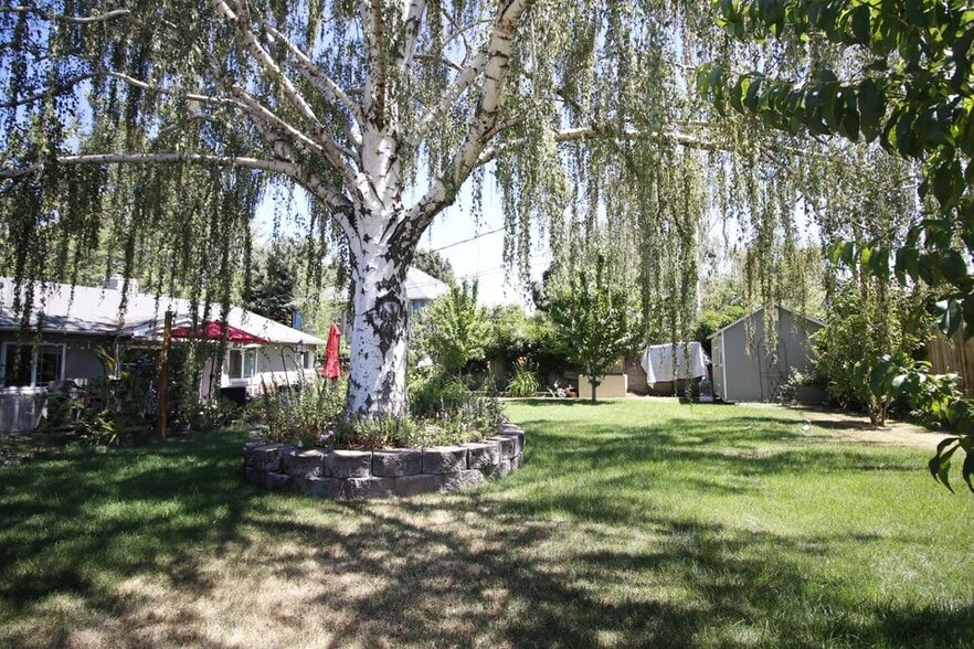 Building Photo - 3104 Barge St