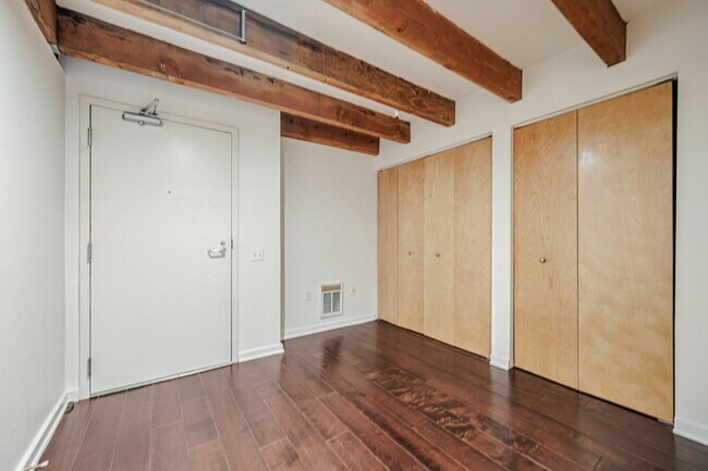 Building Photo - 175 Bluxome St