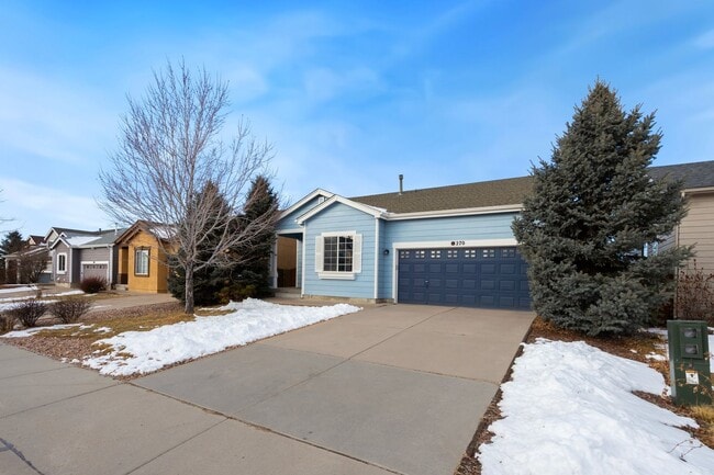 Building Photo - Unparalleled Single-Level Living with Breathtaking Views in D20!