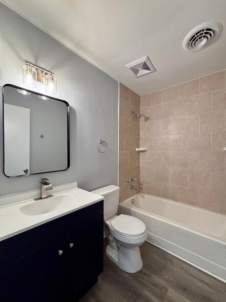 Building Photo - 6317 Phobus Dr