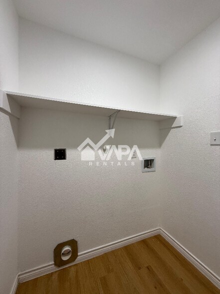 Building Photo - 6019 Mountain Meadow