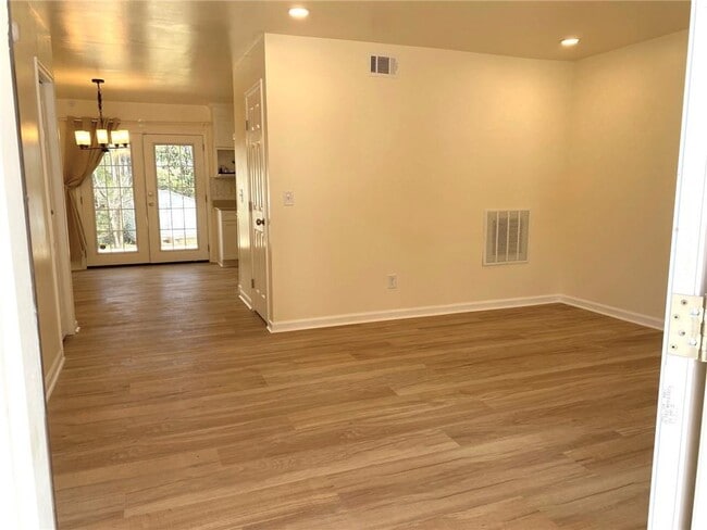 Building Photo - 2264 Salt Springs Pl