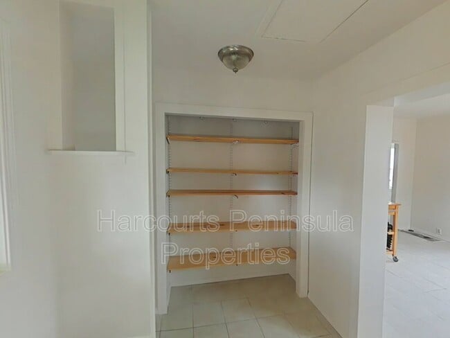 Building Photo - 1321 Elizabeth Ave