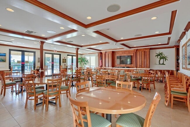 Building Photo - 2800 N Ocean Dr