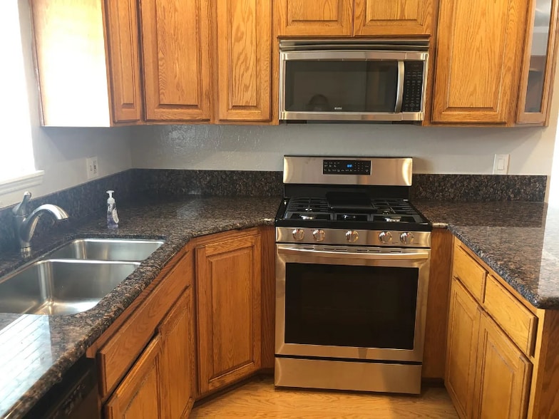 Building Photo - 5676 Antone Rd