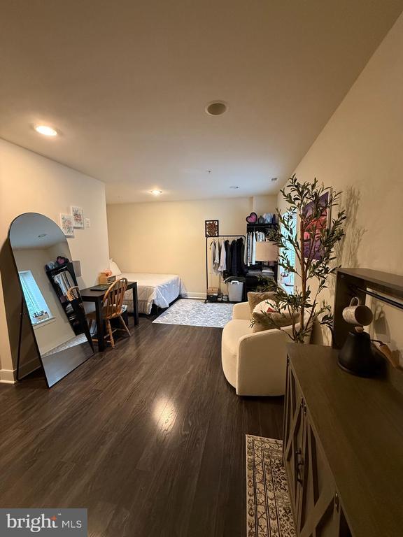 Building Photo - 189 Green Poplar Loop