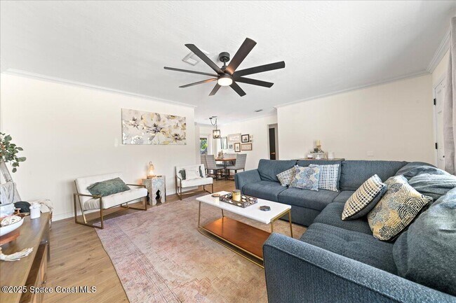 Building Photo - 160 Melaleuca Dr