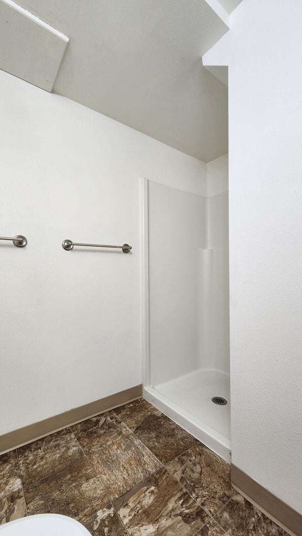 Building Photo - SUS1740