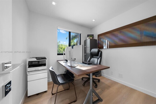 Building Photo - 1077 Golden Cane Dr