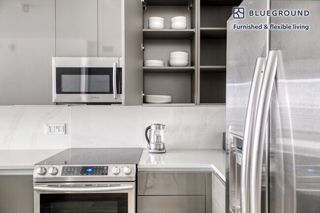 Building Photo - 4131 Laguna St