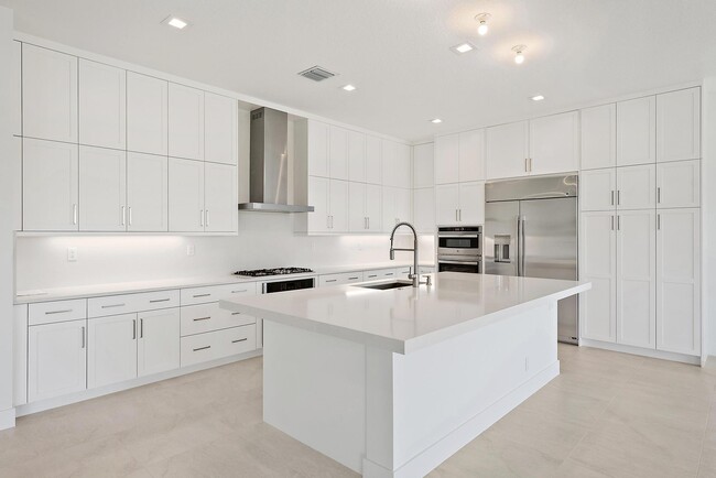 Building Photo - 20471 Southernwood Ave