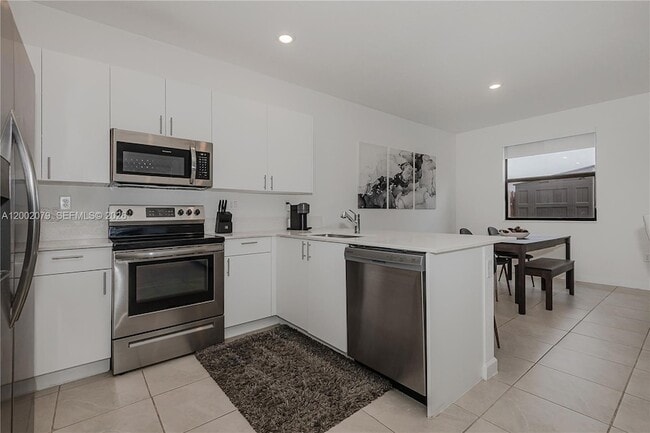 Building Photo - 13037 SW 286th Wy